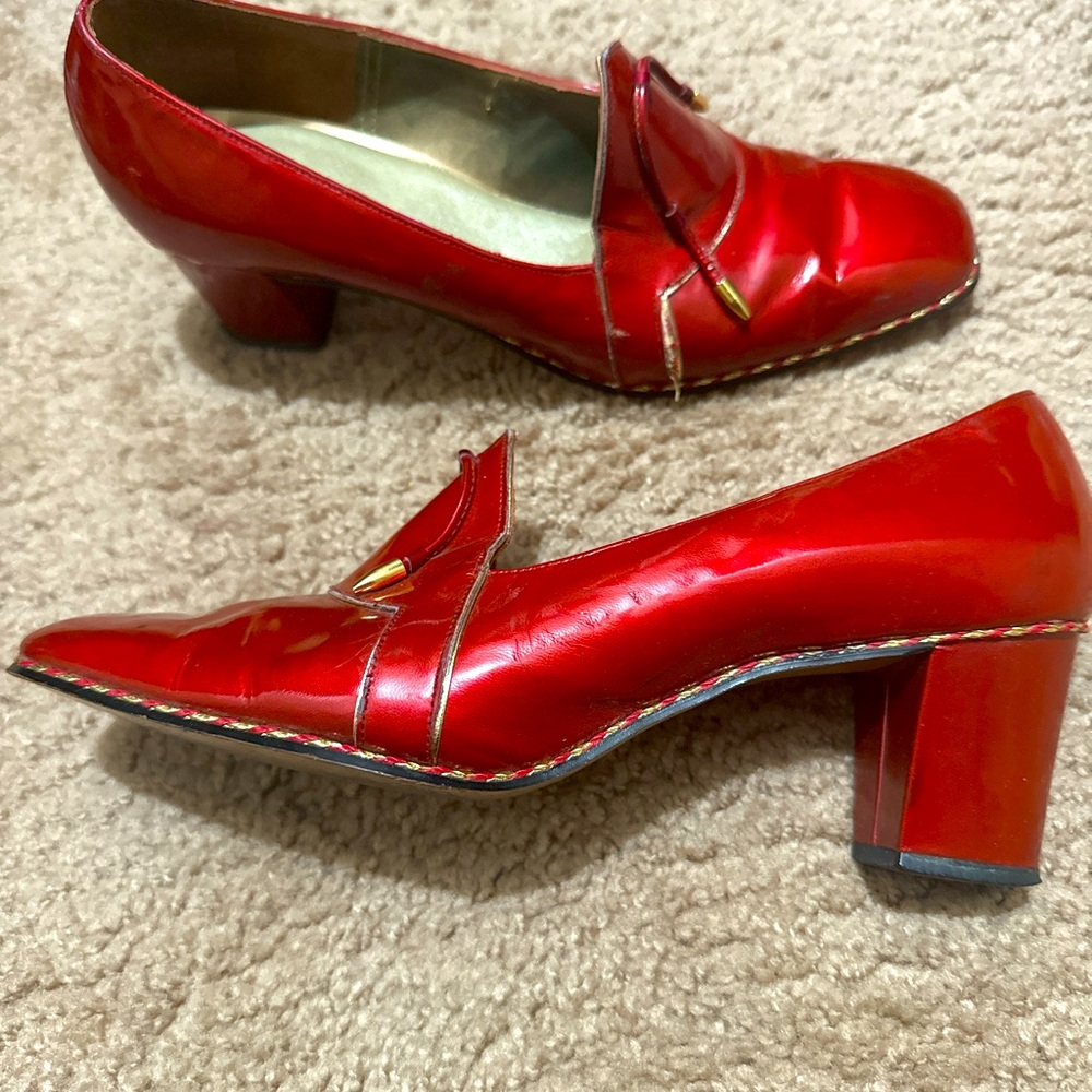 Vintage shoes so cute and comfortable! Size 8.5